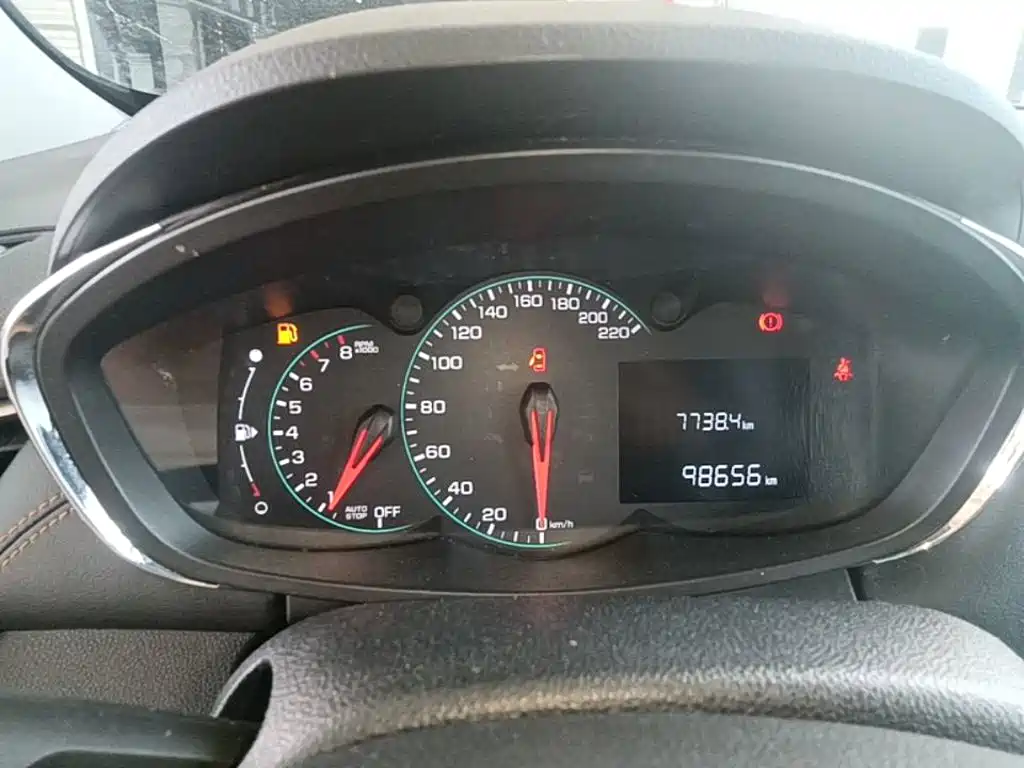 Фото 12 - Chevrolet Trax