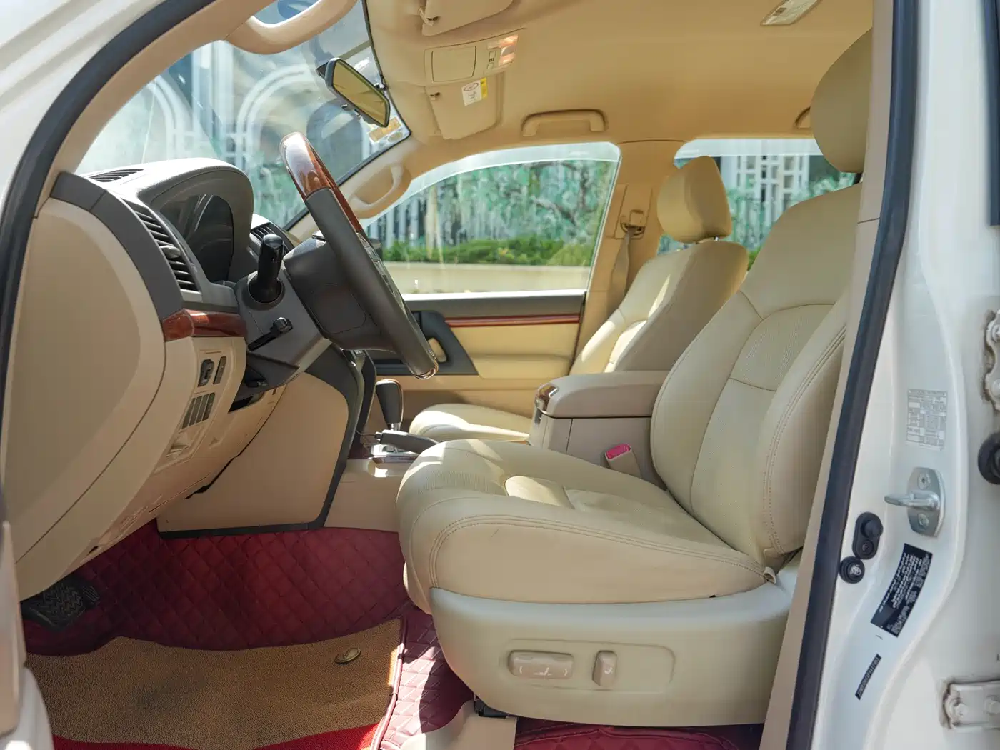 Toyota Land Cruiser (Import) 2016 2015 4.0L V6 Middle East Low Configuration Edition