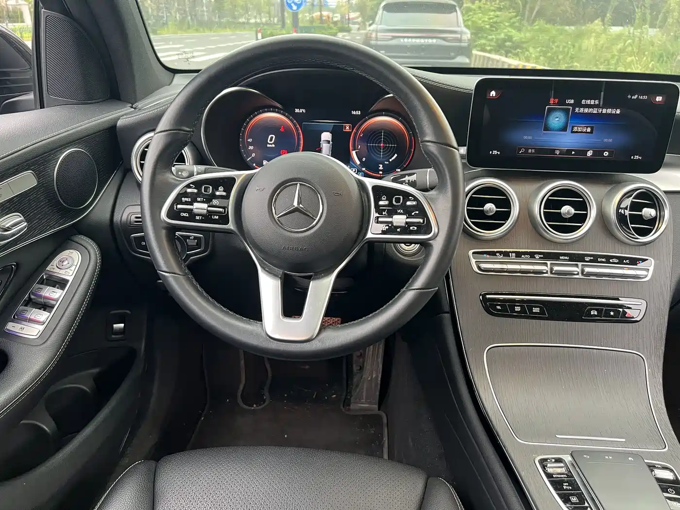 Photo 14 - Mercedes-Benz GLC Coupe