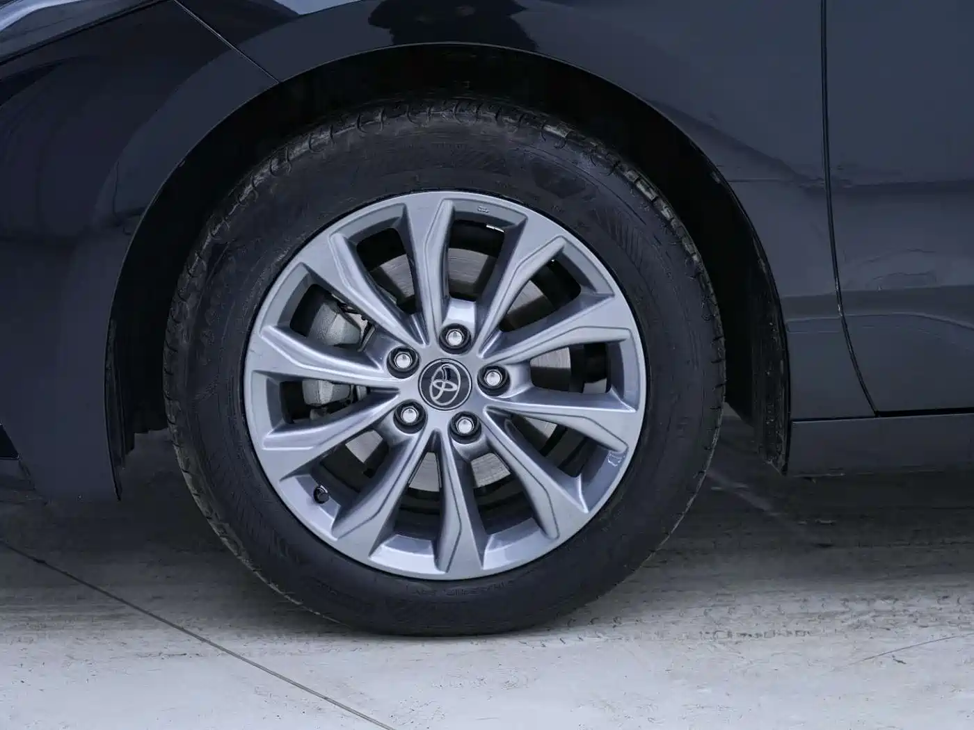 Toyota Avalon 2024 Model 2.0L Progressive Edition фото 8