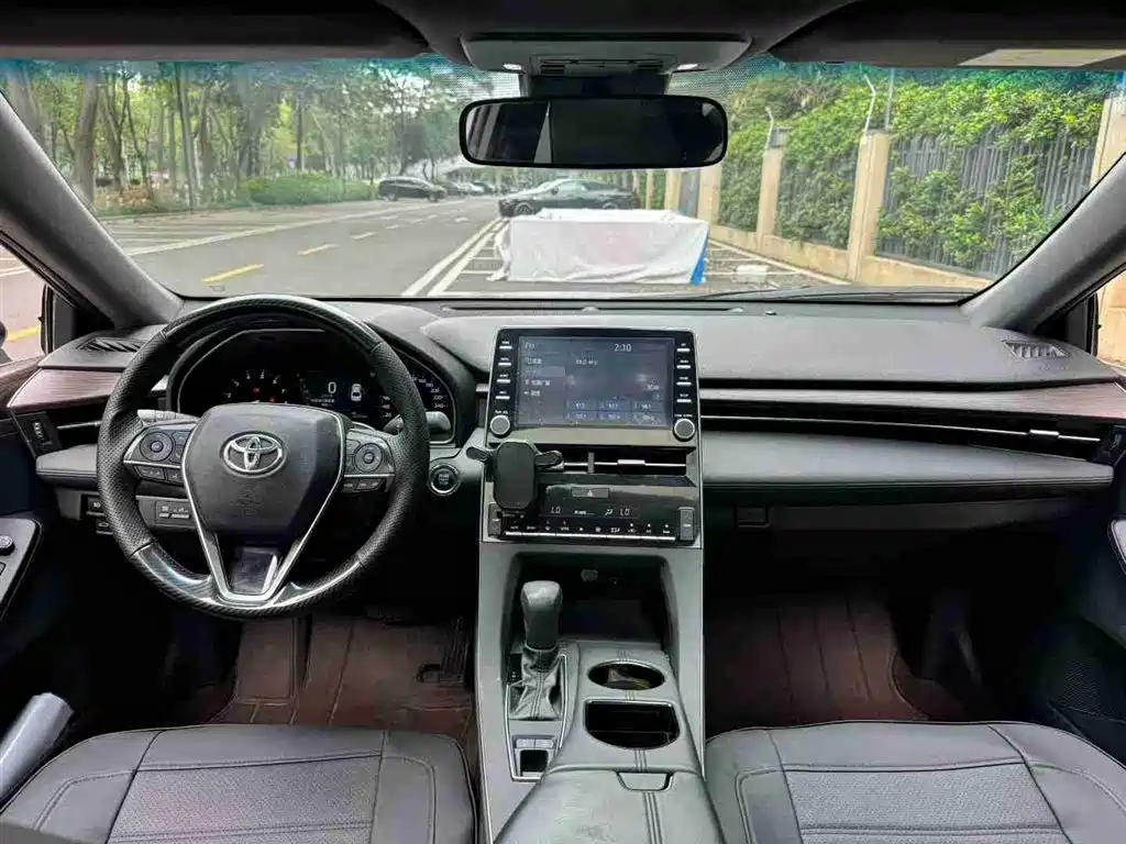 Toyota Avalon 2019 2.0L Progressive Edition (China VI) фото 7