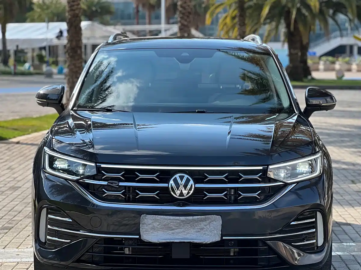 Volkswagen Tayron 2024 380TSI 4WD R-Line High Performance фото 2