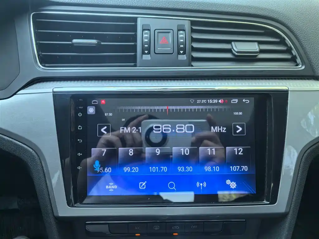 Volkswagen Lamando 2017 230TSI DSG Trend Edition фото 16