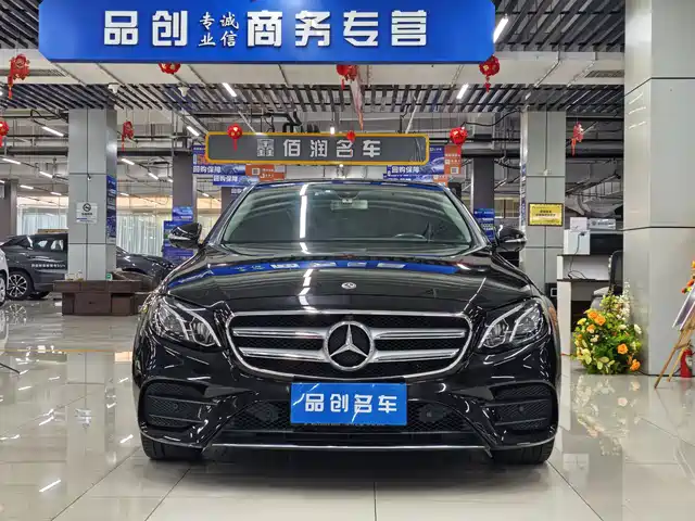 Mercedes-Benz E-Class 2018 E 300 L Sport Luxury — фото 2