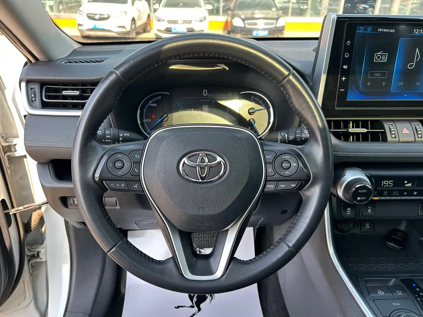 Toyota RAV4 Rongfang 2020 Hybrid 2.5L E-CVT 4WD Elite PLUS фото 6