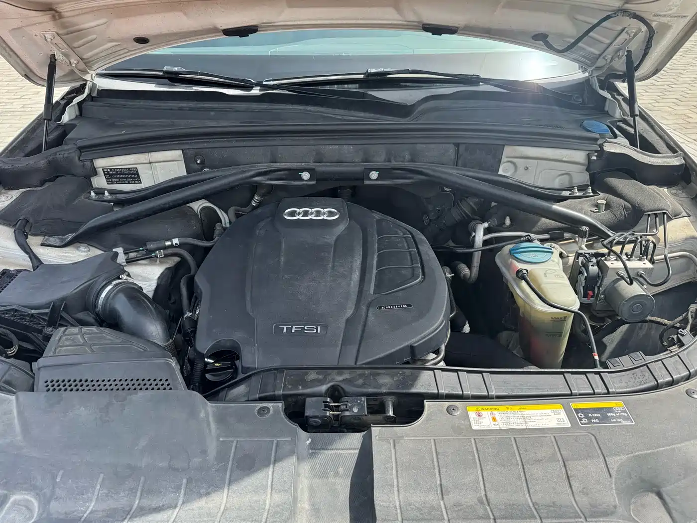 Audi Q5 2015 40 TFSI Technology фото 16