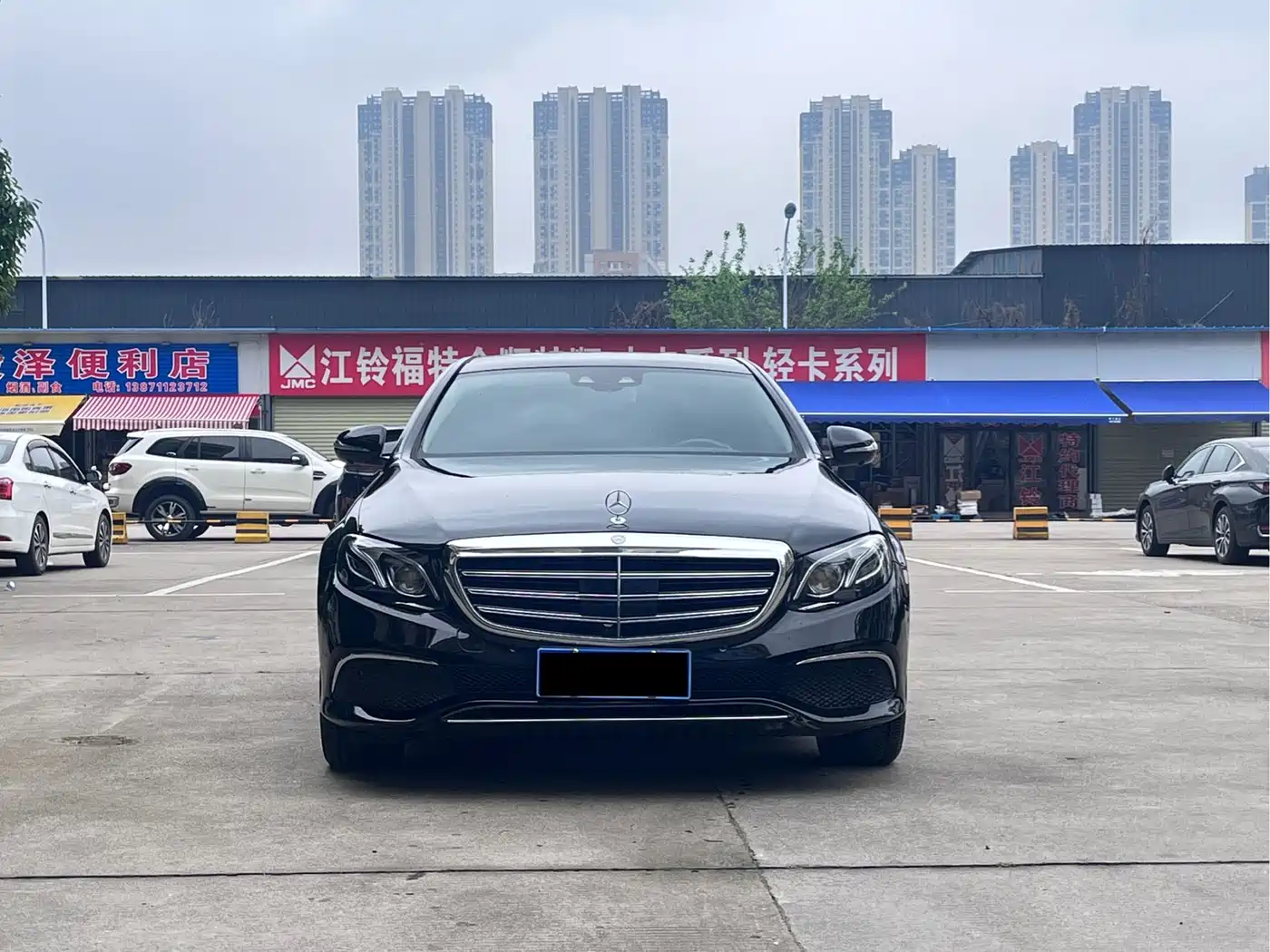 MERCEDES-BENZ E CLASS