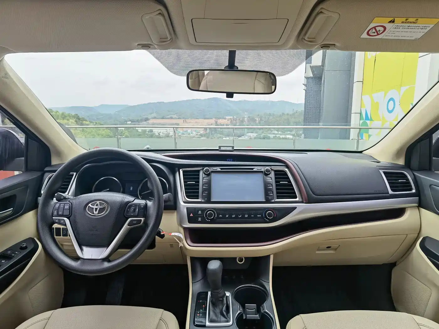 Toyota Highlander 2015 2.0T AWD Elite Edition 7-seater фото 7