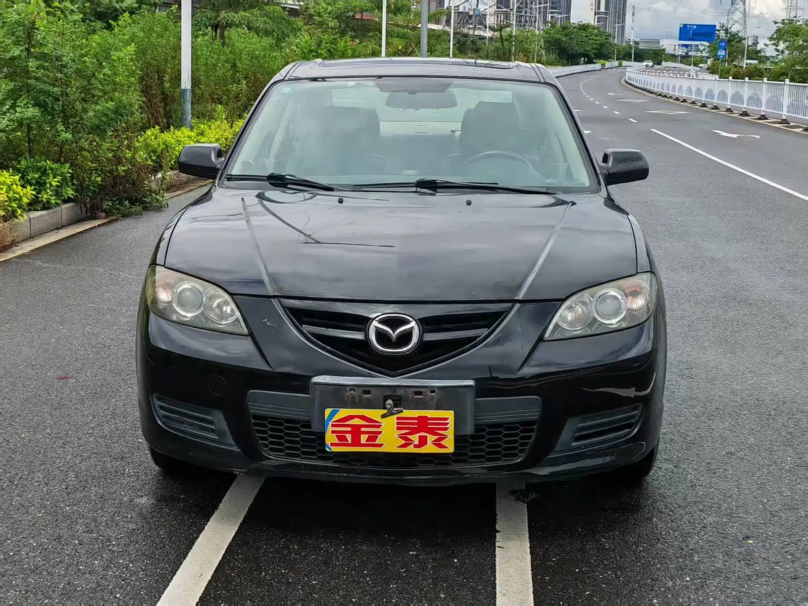 Фото 1 - Mazda 3