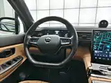 Фото 3 - NIO ES8