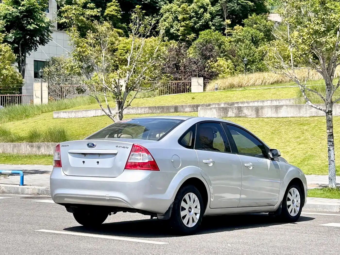 Фото 14 - Ford Focus