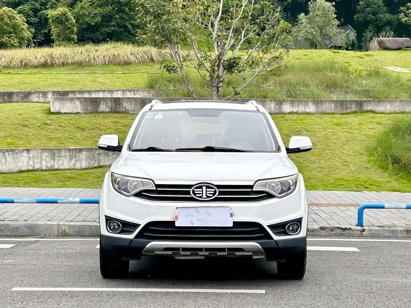 FAW Senya R7 2017 2016 1.6L Manual Intelligent