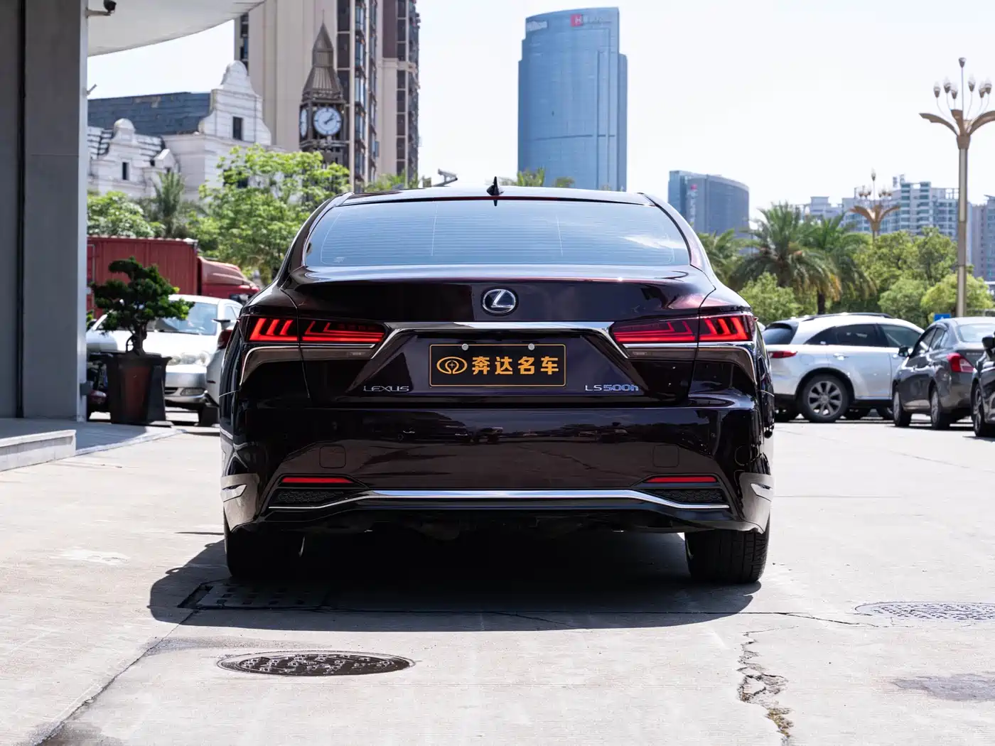Lexus LS 2020 500h Executive (China VI) фото 5