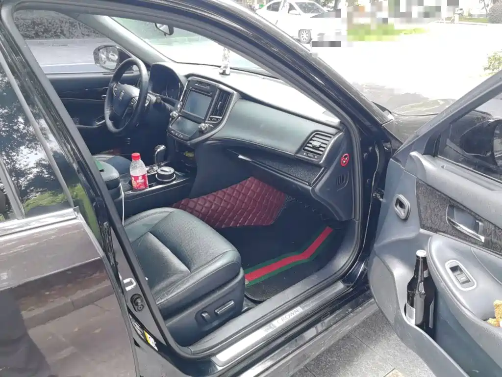 Toyota Crown 2019 2018 2.0T Fashion Edition