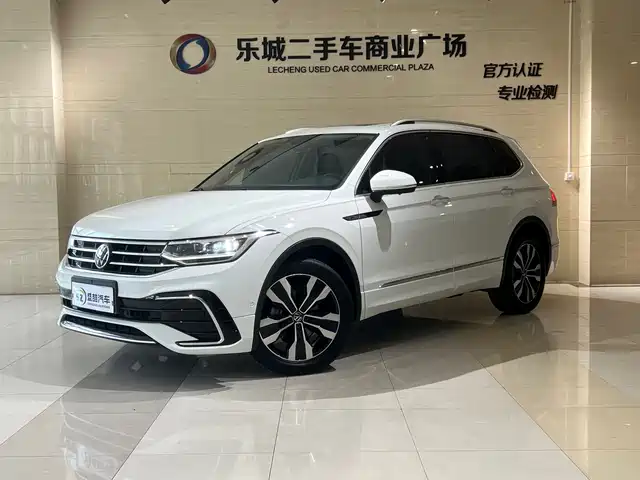Volkswagen Tiguan L 330TSI, автомат, моноприводный, R-Line, Beyond Enjoy