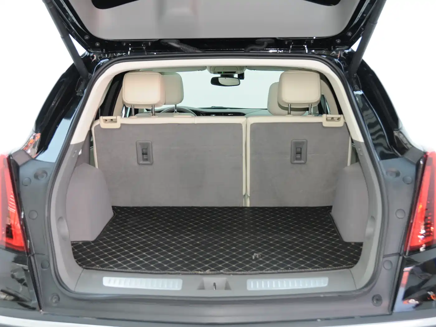 Cadillac XT5 2023 2.0T 2WD Fashion Edition фото 9