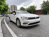Photo 3 - Volkswagen Lamando