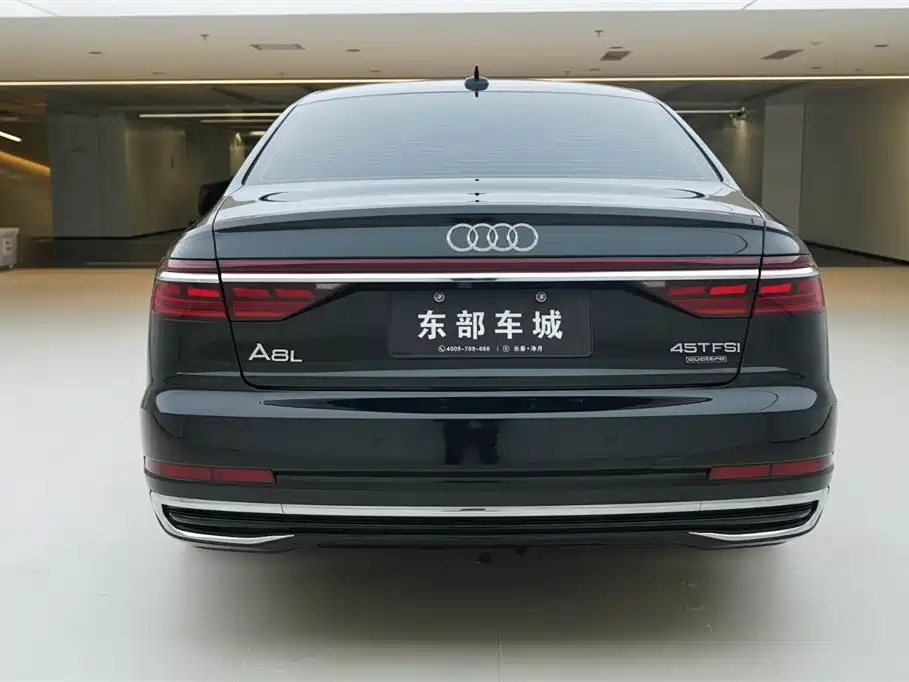Audi A8 2023 A8L 45 TFSI quattro Luxury фото 4