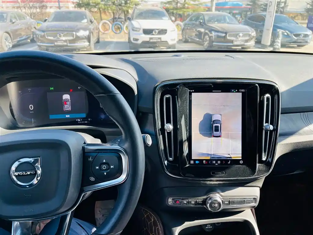 VOLVO XC40 NEW ENERGY