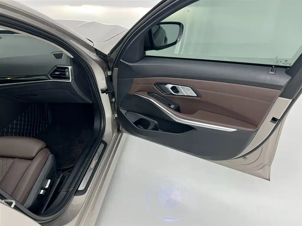 BMW 3 Series 2021 Facelift 320i Sport Package фото 20