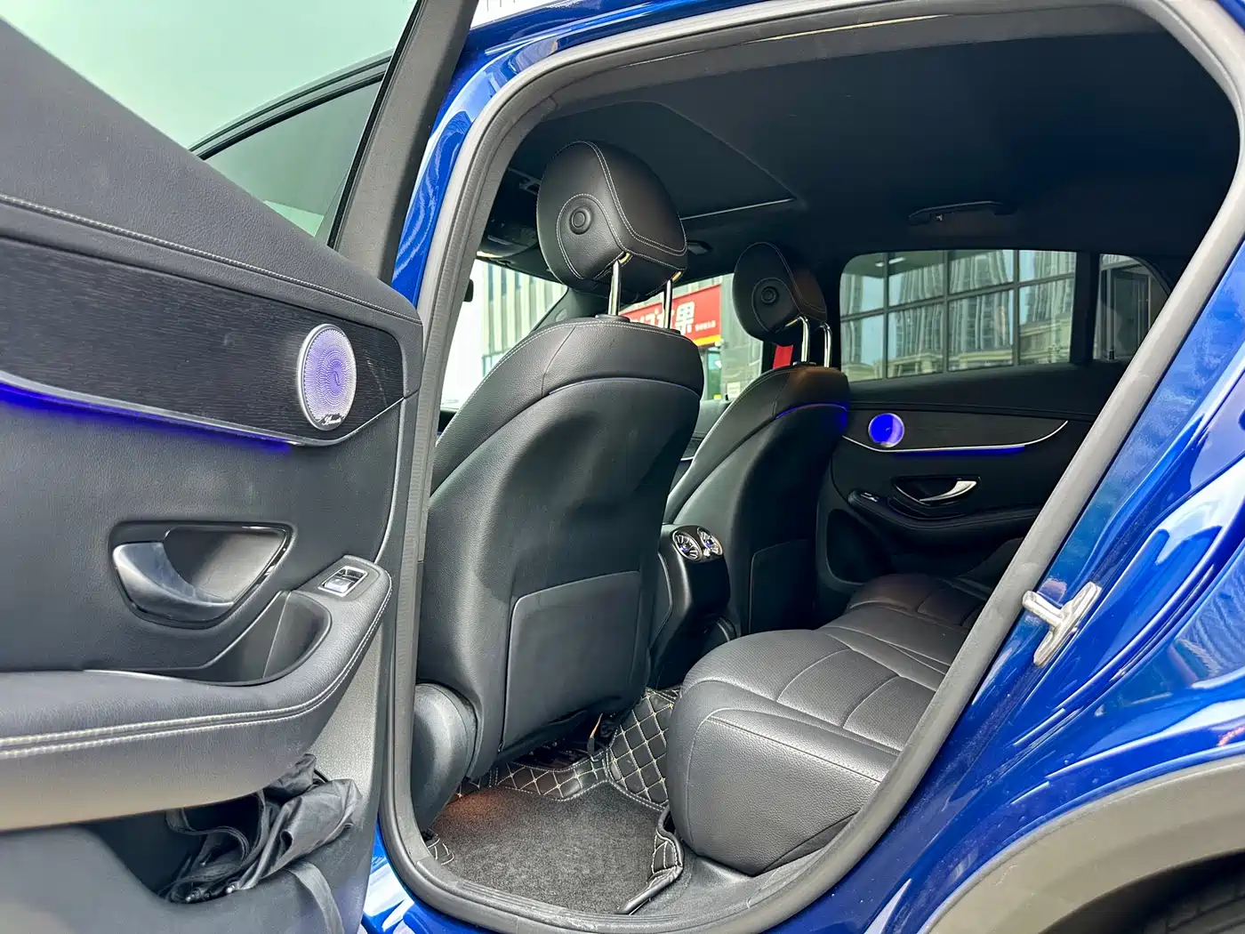 Mercedes-Benz GLC Coupe 2021 GLC 300 4MATIC Coupe SUV фото 13