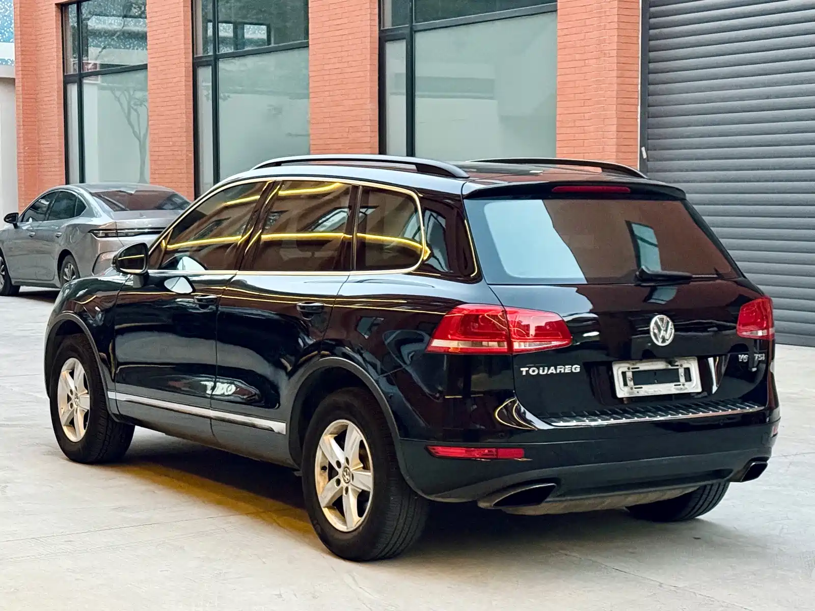 Фото 6 - Volkswagen Touareg