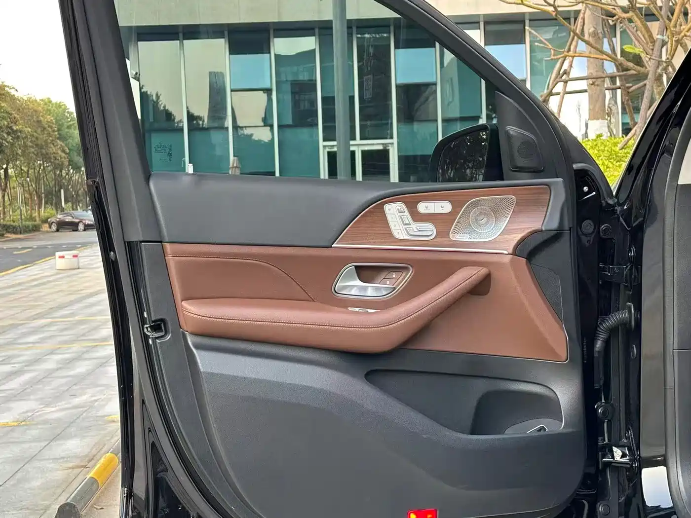 Mercedes-Benz GLE 2024 GLE 450 4MATIC Fashion фото 11