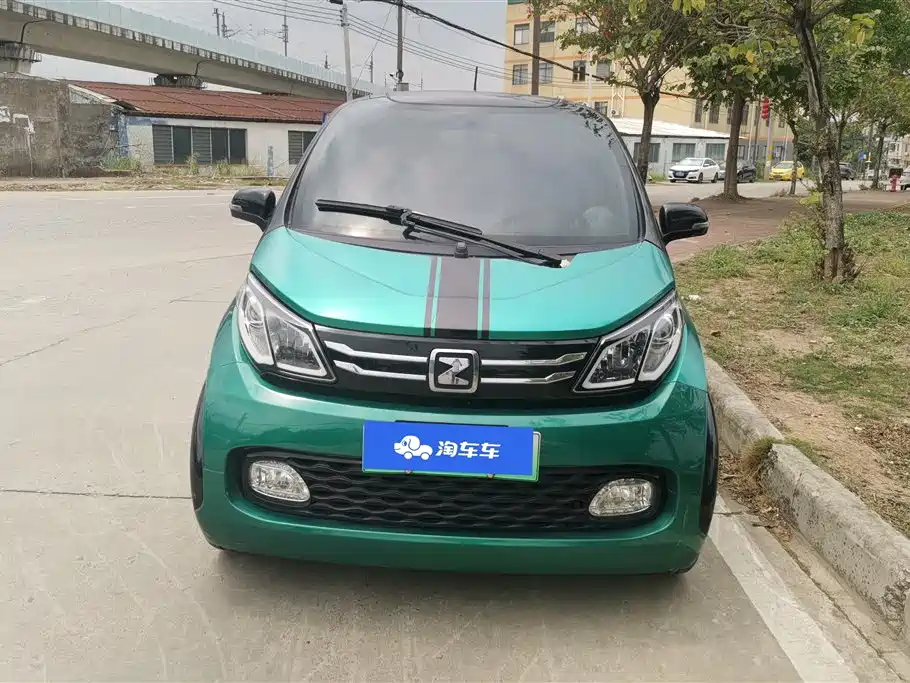 ZOTYE E200