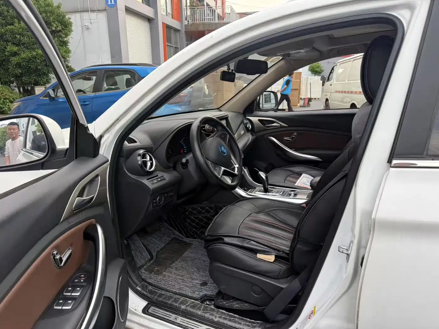 BYD Song New Energy 2017 Song DM 1.5TID Full-time 4WD Premium фото 7