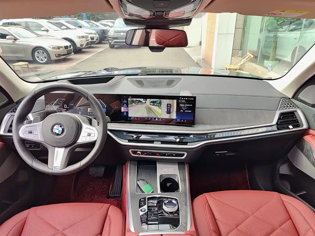 BMW X5 2023 xDrive 30Li Premium M Sport Package фото 10