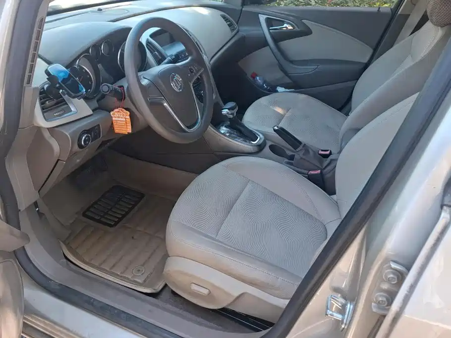 Photo 9 - Buick Excelle