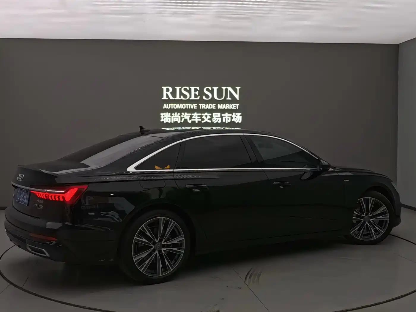 Audi A6L 2021 55 TFSI quattro Premium Dynamic фото 8