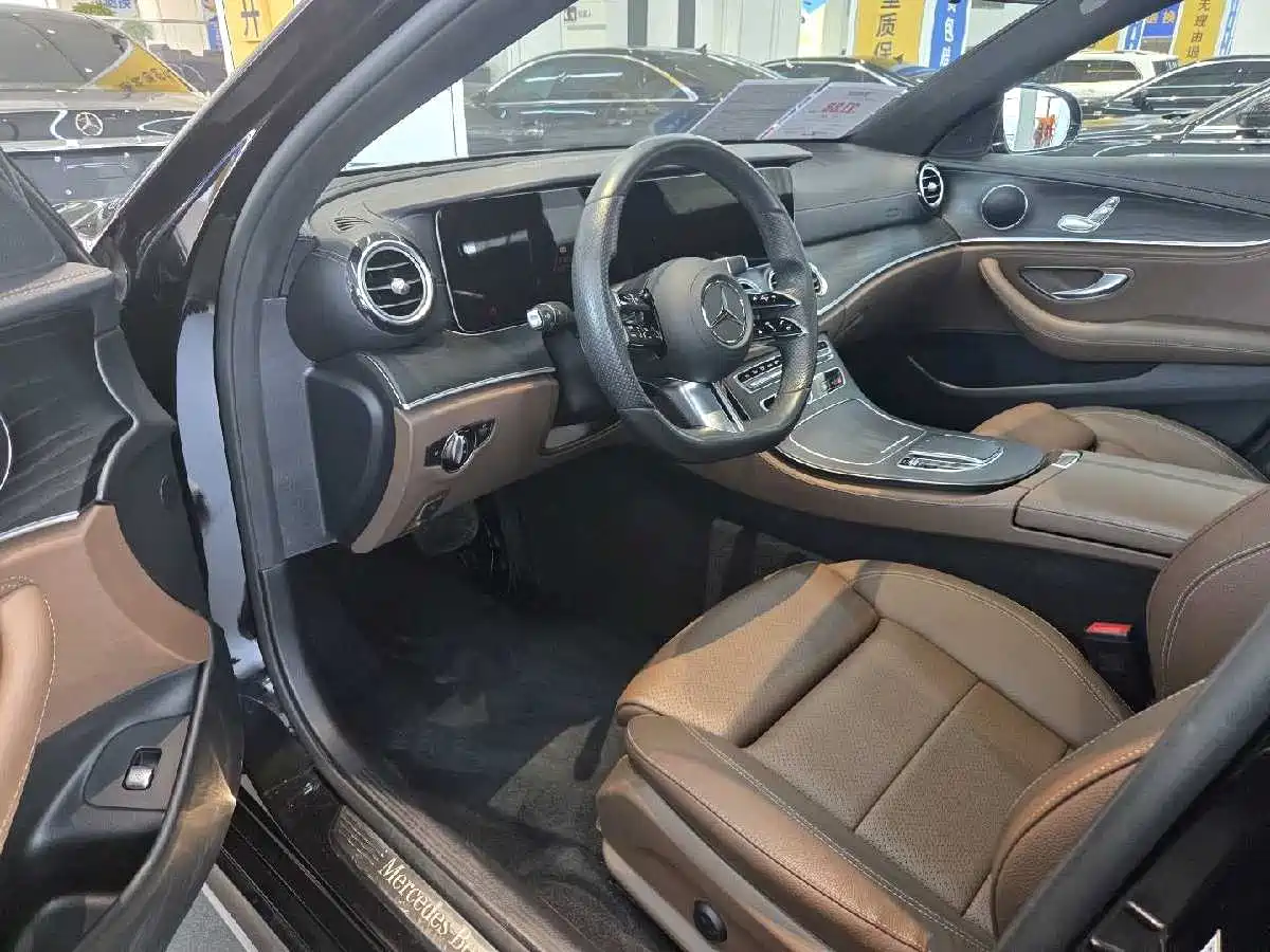 Mercedes-Benz E-Class 2023 Facelift E 260 L Sport фото 4