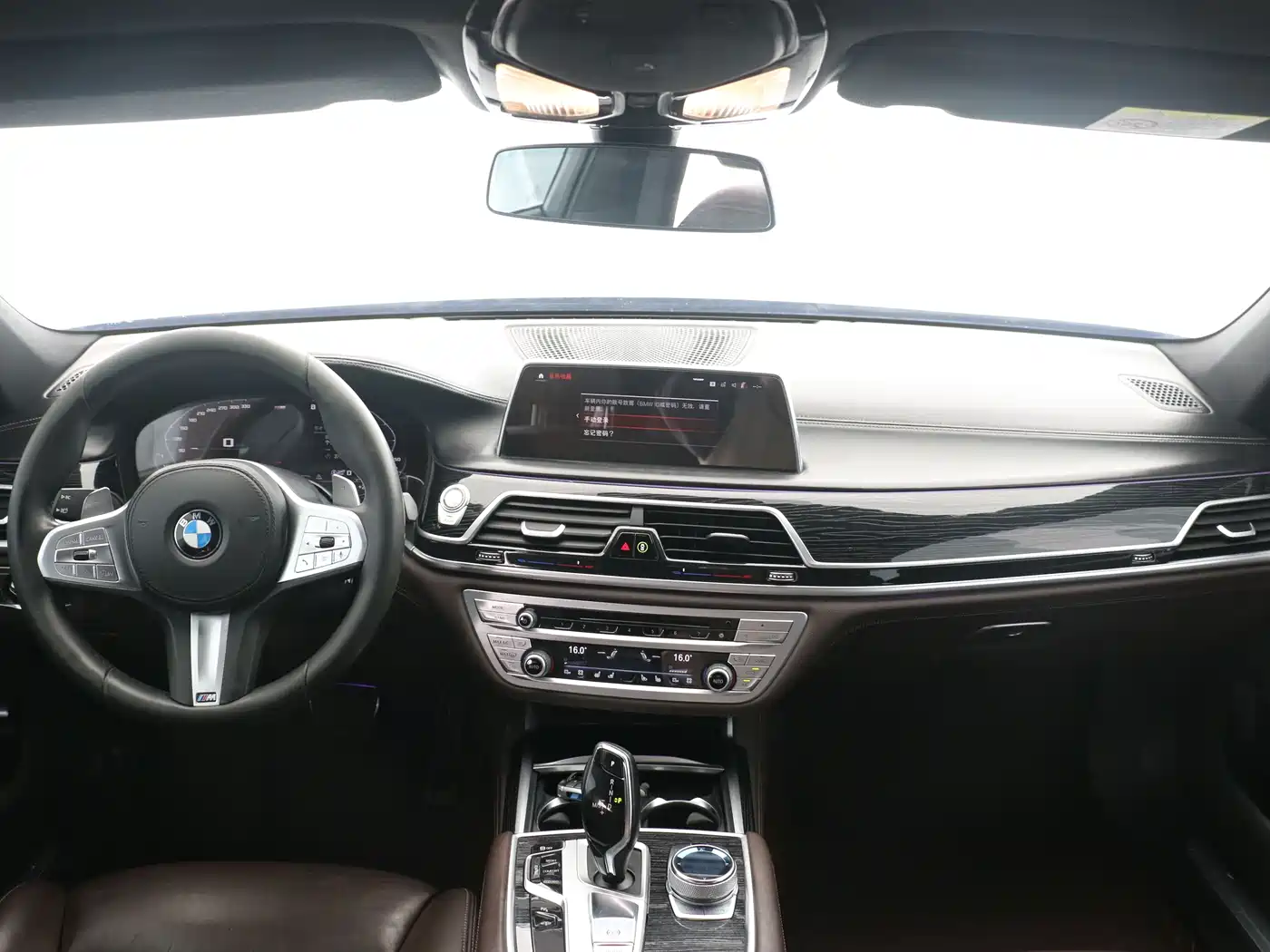 BMW 7 Series 2019 740Li Leading M Sport Package фото 7