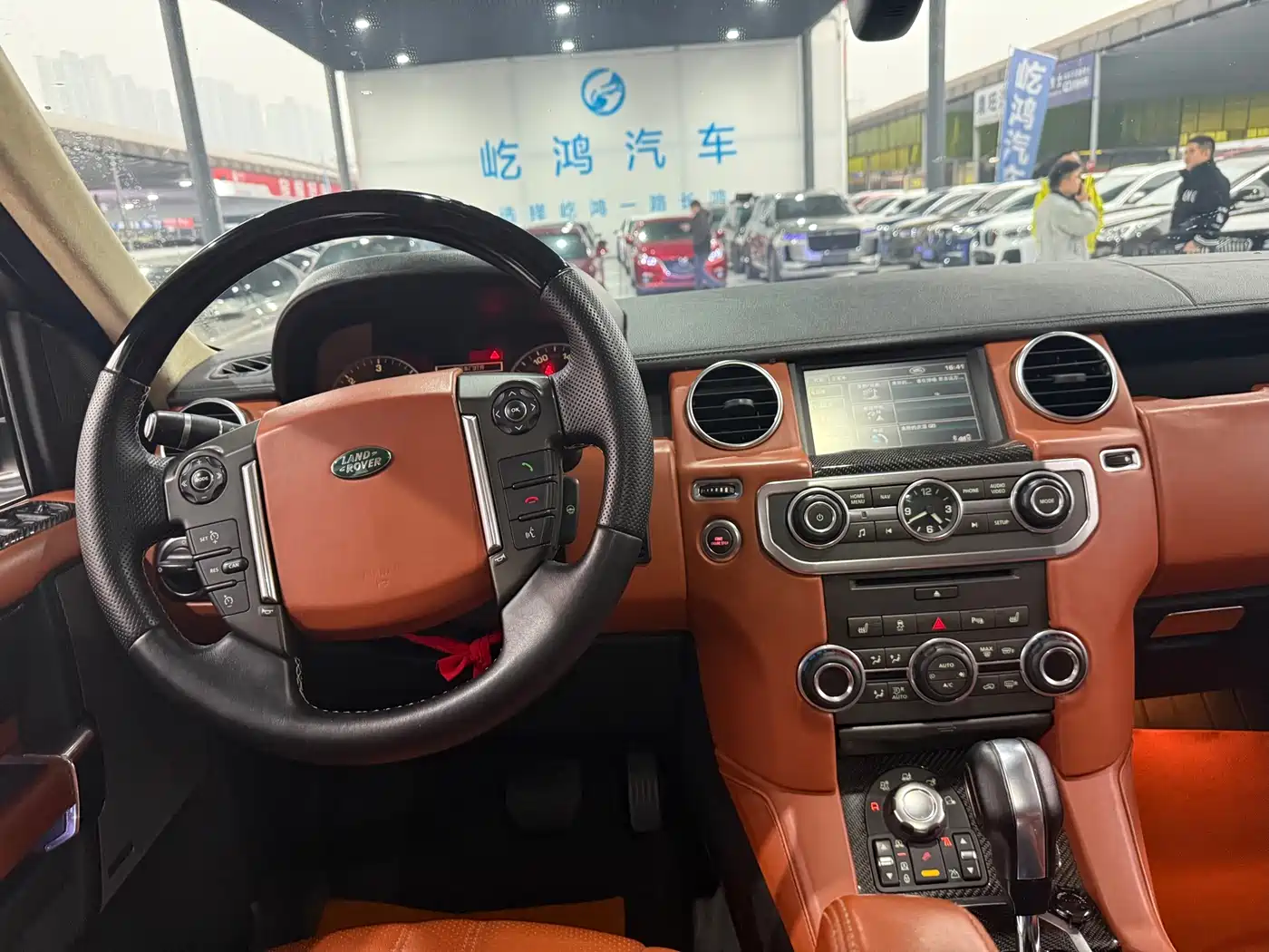 Land Rover Discovery 2012 3.0 SDV6 HSE Diesel фото 6