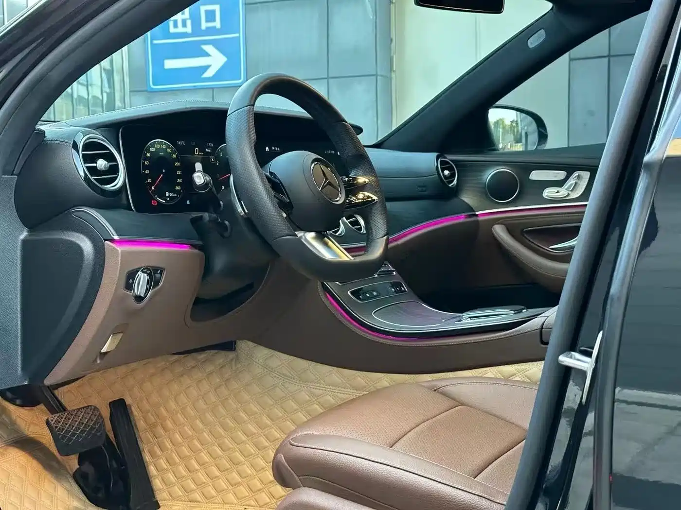 Mercedes-Benz E-Class 2022 Model Facelift III E 300 L Sport Fashion фото 3