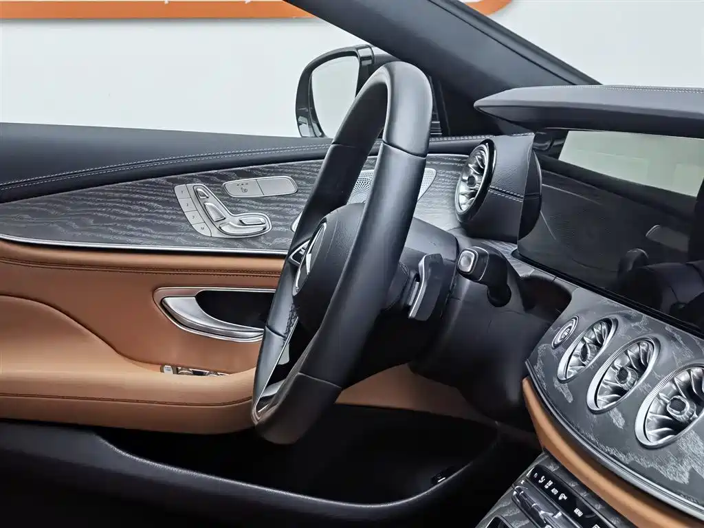 Mercedes-Benz CLS 2023 Facelift CLS 300 Dynamic фото 22