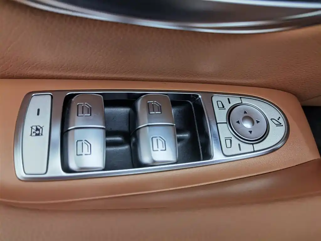 Mercedes-Benz CLS 2023 Facelift CLS 300 Dynamic фото 9