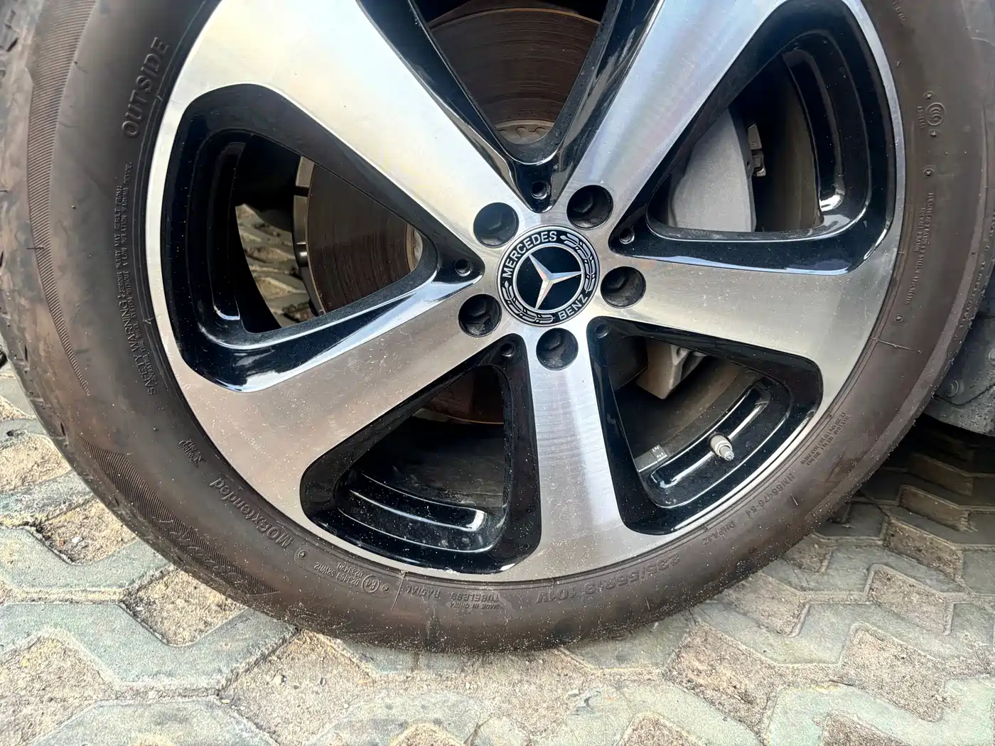 Фото 23 - Mercedes-Benz GLC