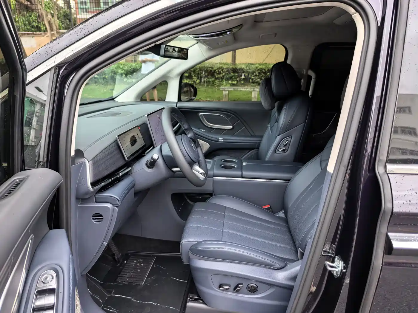Voyah Auto Voyah Dreamer 2026 2025 Model PHEV Basic Version