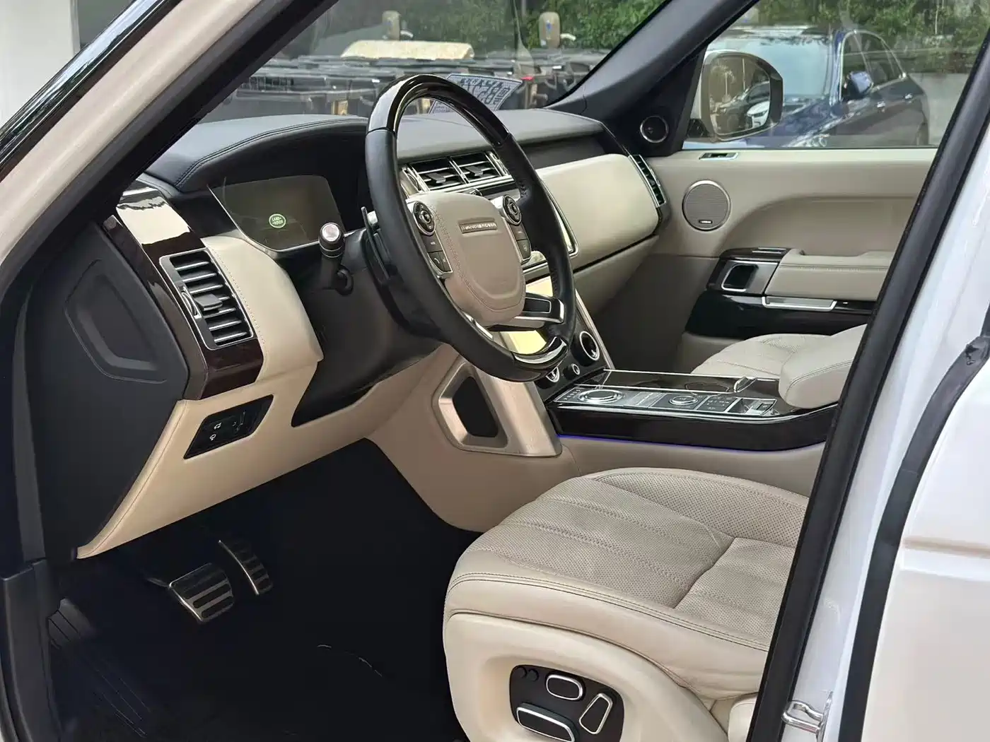 Land Rover Range Rover 2013 5.0 SC V8 AB Ultimate Genesis Edition фото 4