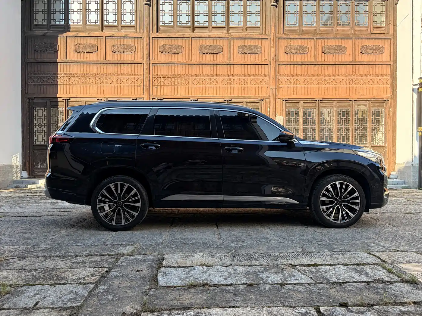 Exeed Landmark 2021 2021 390T 4WD Stellar Premium Long Range Edition