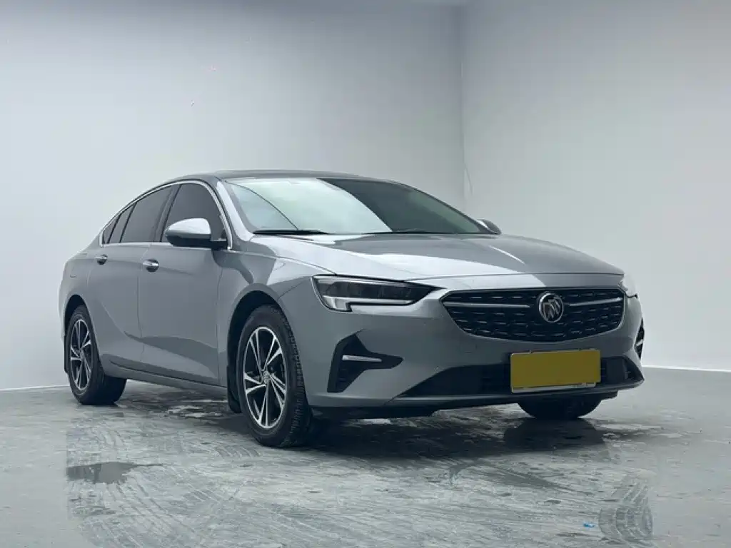 Фото 3 - Buick Regal