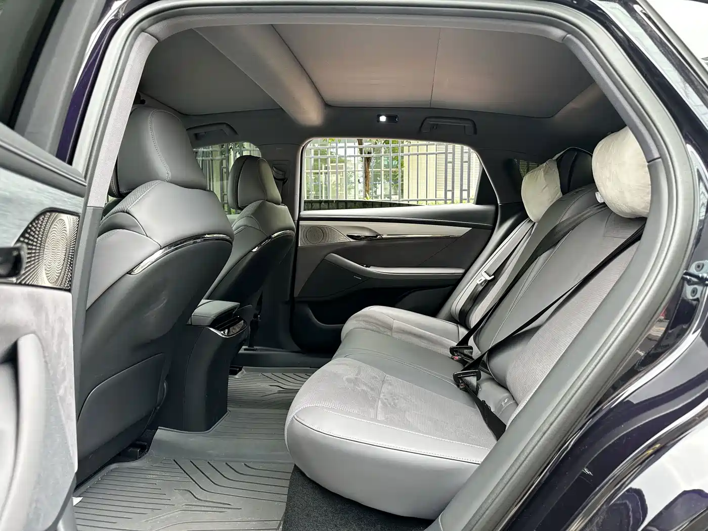 Voyah Auto VOYAH Zhuiguang 2025 2024 PHEV AWD Ultra-long Range Executive Edition