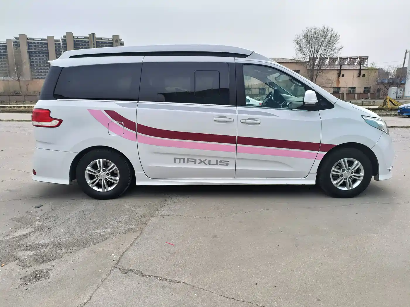 SAIC Maxus RG10 2019 2.0TGI Pop-top Camper Sunshine Edition фото 12