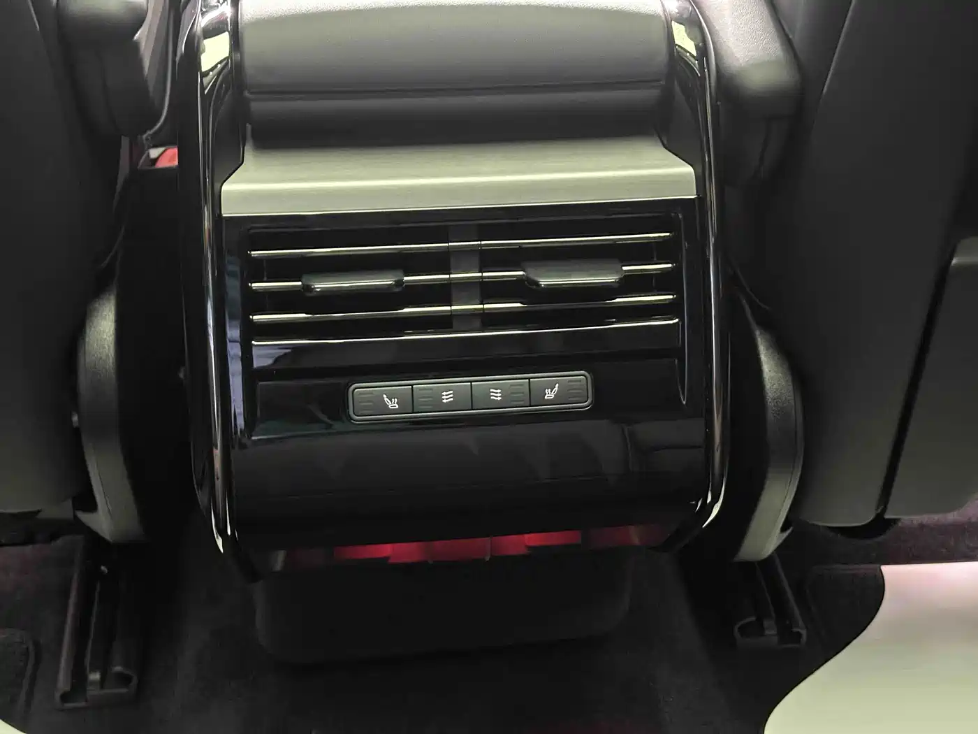 Land Rover Range Rover Sport 2025 2025 400PS Hidden Edge Special Edition