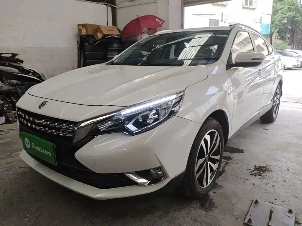 2019 Venucia T90