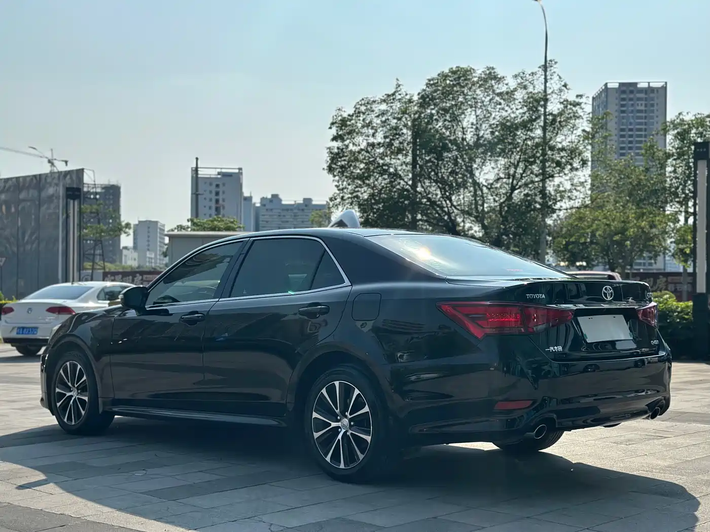 Toyota Crown 2018 2.0T Fashion Edition фото 5
