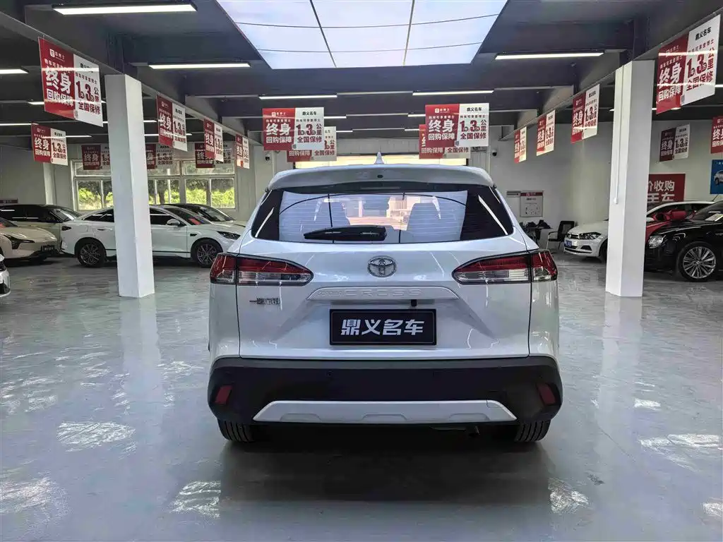Toyota Corolla Cross 2023 2.0L Elite Edition фото 7