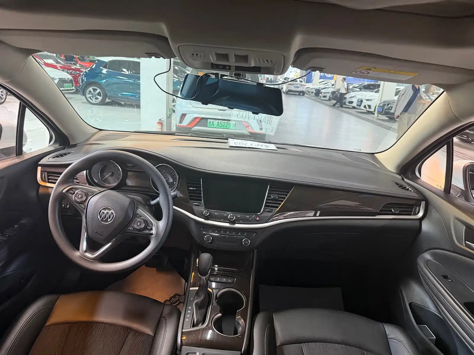 Photo 5 - Buick Verano